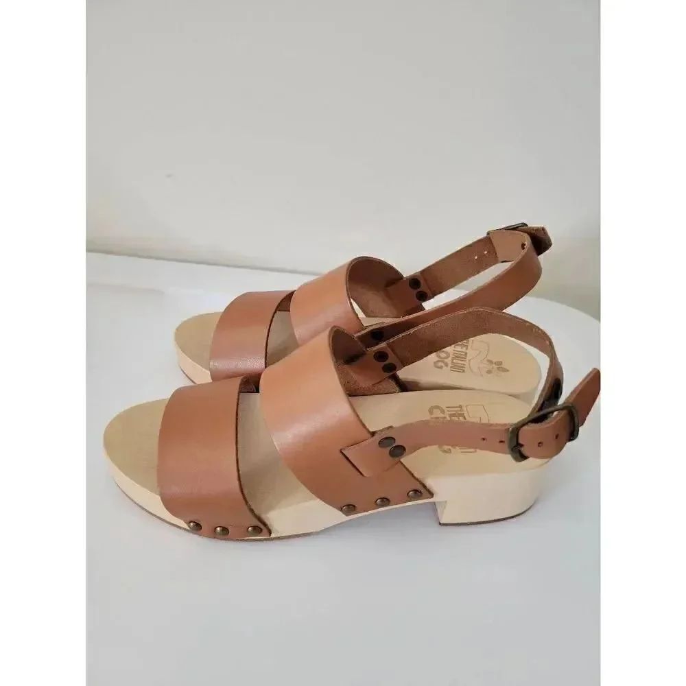 The Italian Clog Women's clogs with light brown leather bands Handmade 36 NWOB $